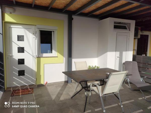 Ellena Sunshine : photo 6 de la chambre studio avec terrasse