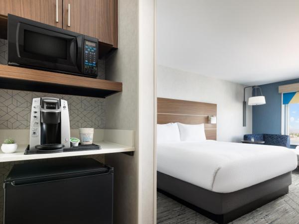 Holiday Inn Express Las Vegas Stadium Area, an IHG Hotel : photo 1 de la chambre chambre lit king-size - non-fumeurs