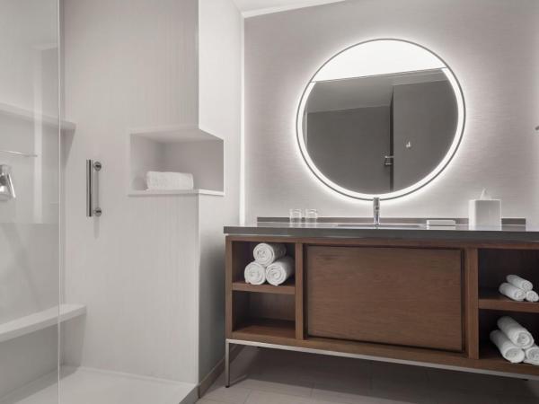 Courtyard by Marriott Marina del Rey : photo 3 de la chambre chambre 2 lits queen-size