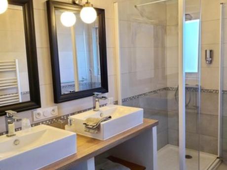 Les Tilleuls d'Elisée : photo 5 de la chambre chambre double confort - vue sur jardin