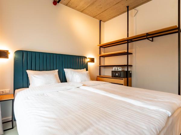 Noir Hotel : photo 8 de la chambre appartement avec balcon