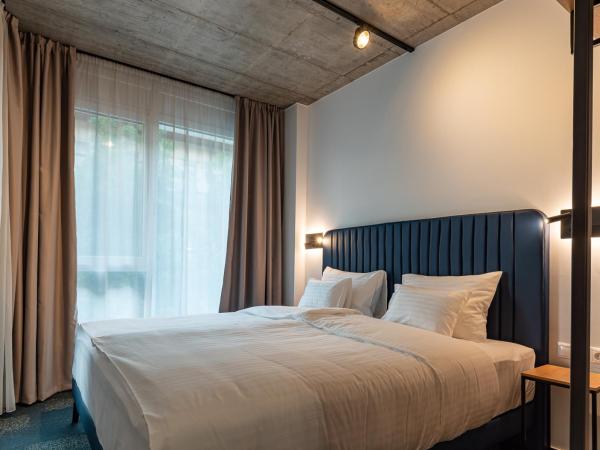 Noir Hotel : photo 5 de la chambre appartement avec balcon