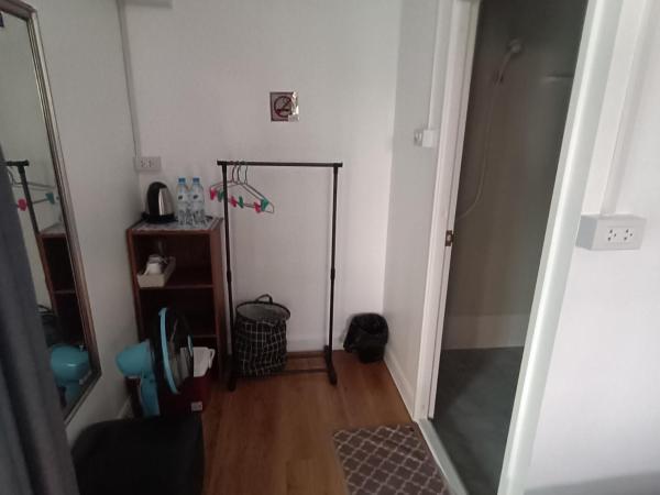 PA House Apartment : photo 6 de la chambre chambre standard lit queen-size