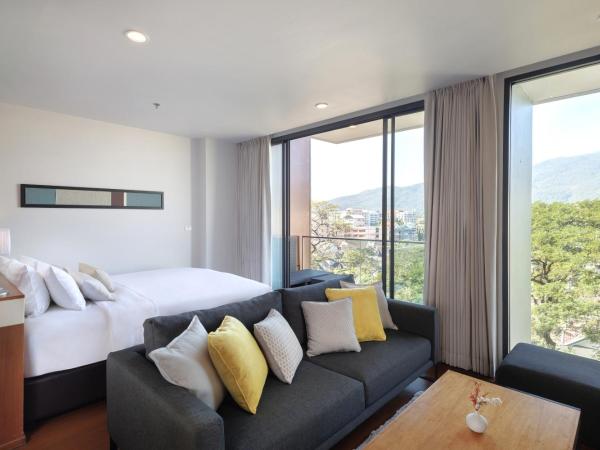 Eastin Tan Hotel Chiang Mai : photo 1 de la chambre suite junior