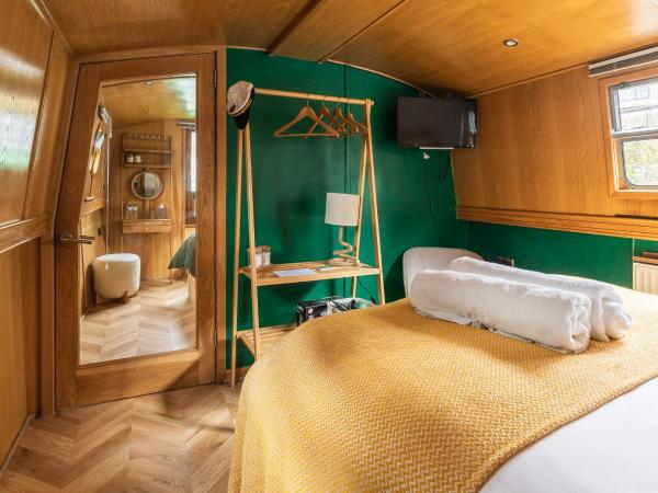 The Four Sisters Boatels - Houseboats : photo 1 de la chambre appartement avec terrasse