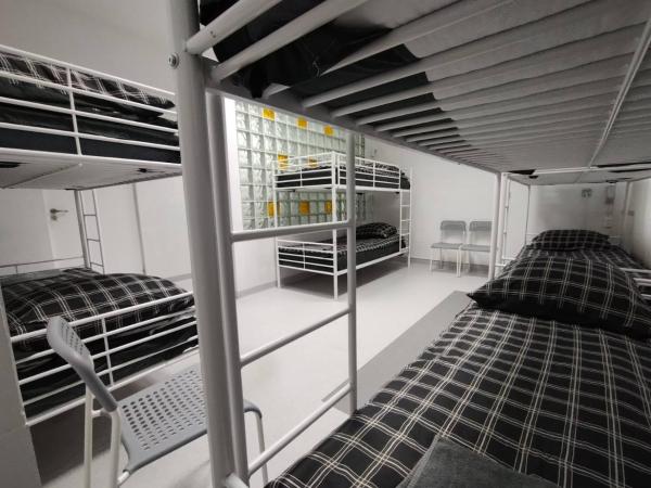 VasylOk : photo 2 de la chambre lit dans dortoir de 8 lits