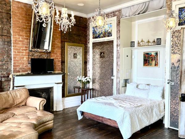 Fleur De Lis Mansion : photo 3 de la chambre suite avec balcon