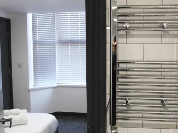 Johal Mini Hotel -Birmingham City-FREE BREAKFAST : photo 9 de la chambre chambre double