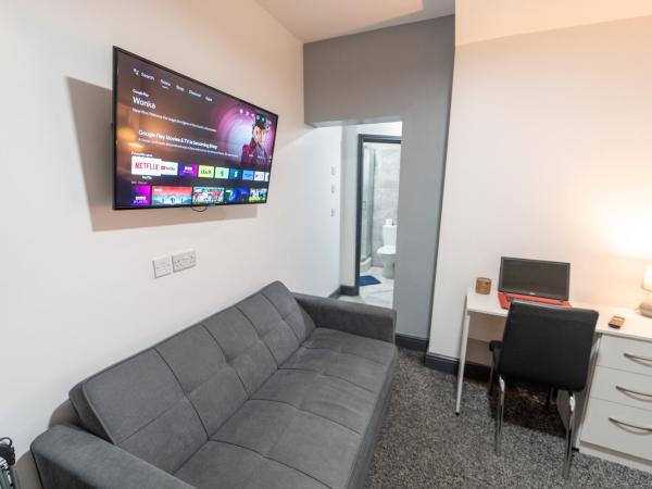 FREE PARKING Cosy Studios close to city and QE and UOB! : photo 2 de la chambre studio deluxe