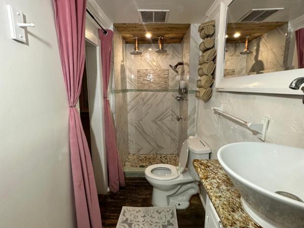 Fleur De Lis Mansion : photo 4 de la chambre chambre lit queen-size de luxe 4