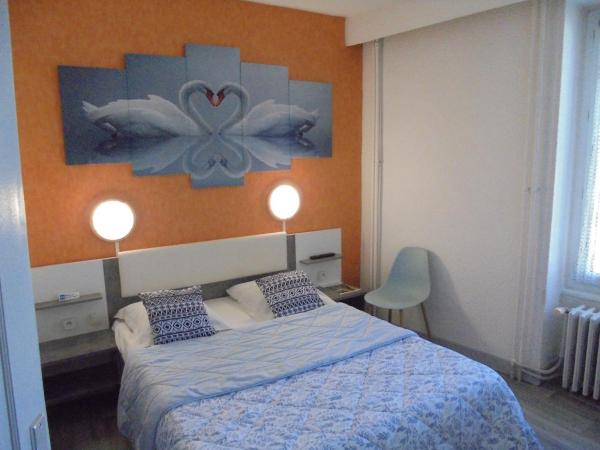 Hotel De La Gare : photo 7 de la chambre chambre double