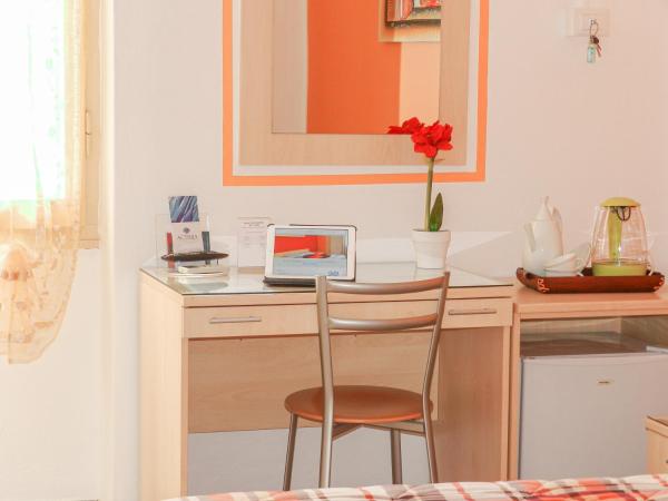 Actinia Accommodation : photo 7 de la chambre chambre double ou lits jumeaux