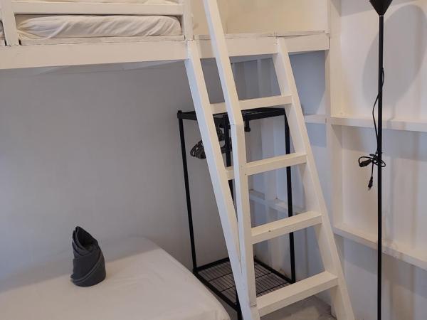 Cliff Cottage : photo 10 de la chambre chambre familiale - vue sur mer