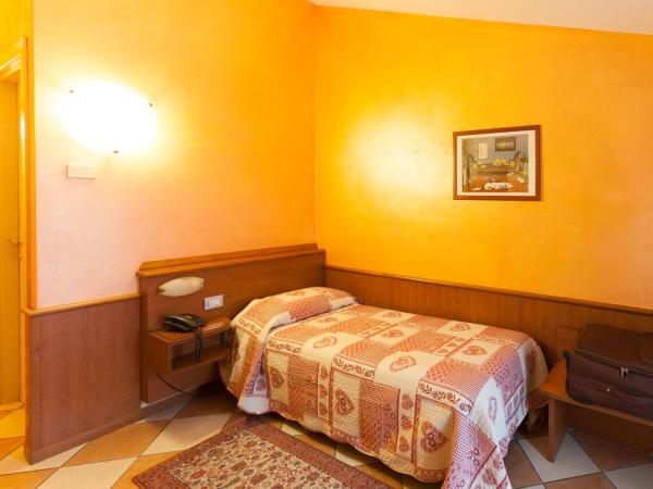 Hotel Antica Fonte : photo 3 de la chambre chambre simple