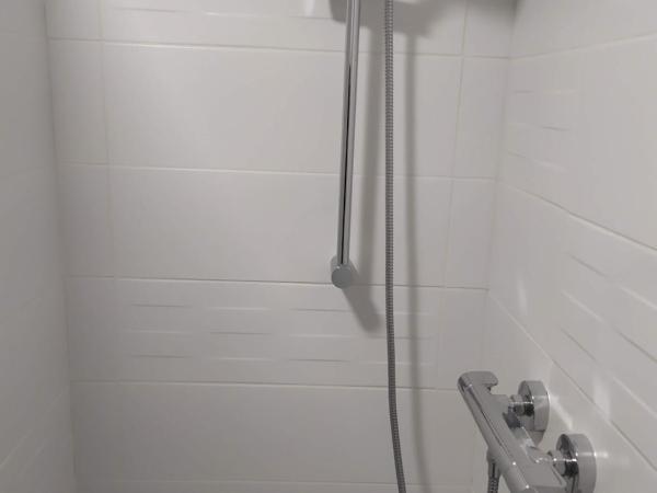 Entre mer et bocage : photo 5 de la chambre chambre double avec balcon