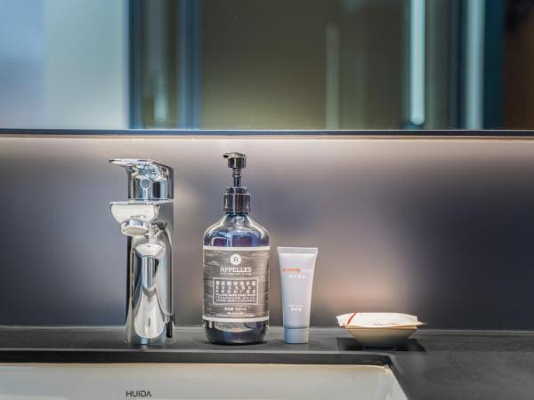 Intercity Hangzhou West Lake Huanglong Hotel : photo 8 de la chambre chambre lit queen-size deluxe