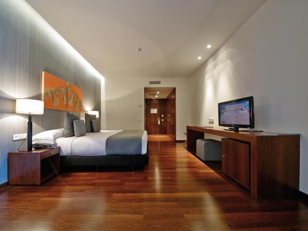 Hotel Carris Marineda : photo 8 de la chambre chambre double premium avec parking