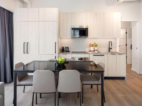 Steveston Waterfront Hotel : photo 1 de la chambre suite 2 chambres