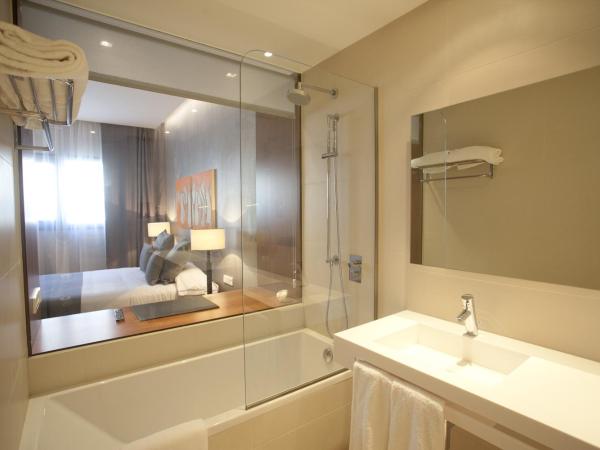 Hotel Carris Marineda : photo 6 de la chambre chambre double ou lits jumeaux avec parking