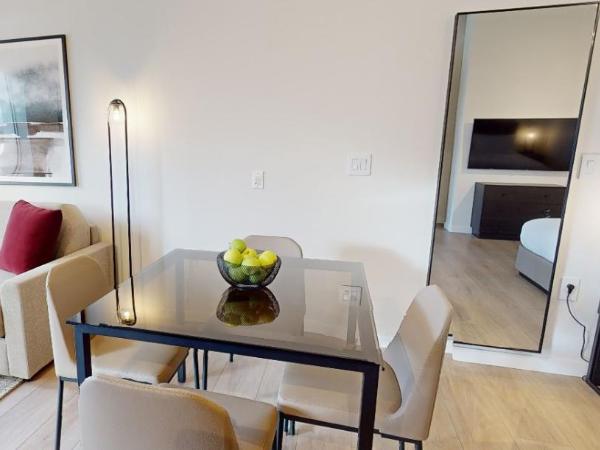 Steveston Waterfront Hotel : photo 10 de la chambre waterfront studio suite ada