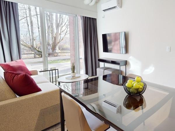 Steveston Waterfront Hotel : photo 8 de la chambre one bedroom suite ada