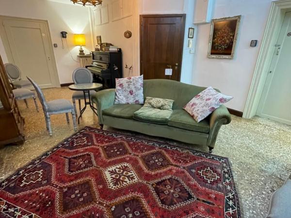 Lions Venice Guest house : photo 5 de la chambre chambre double ou lits jumeaux deluxe - vue sur ville