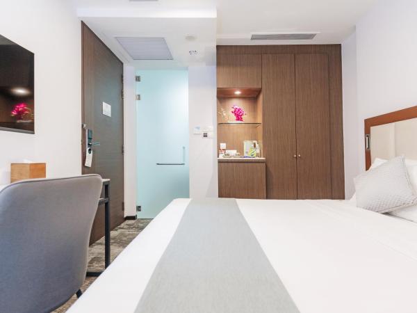 Santa Grand Hotel East Coast a NuVe Group Collection : photo 4 de la chambre superior queen with skylight & bathtub