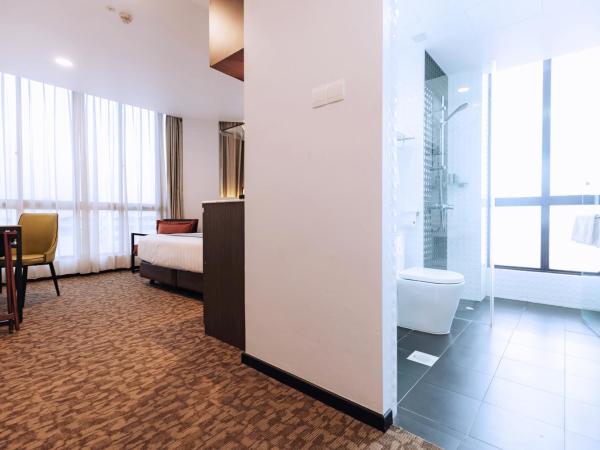 Santa Grand Hotel East Coast a NuVe Group Collection : photo 4 de la chambre hébergement lit king-size d’angle signature