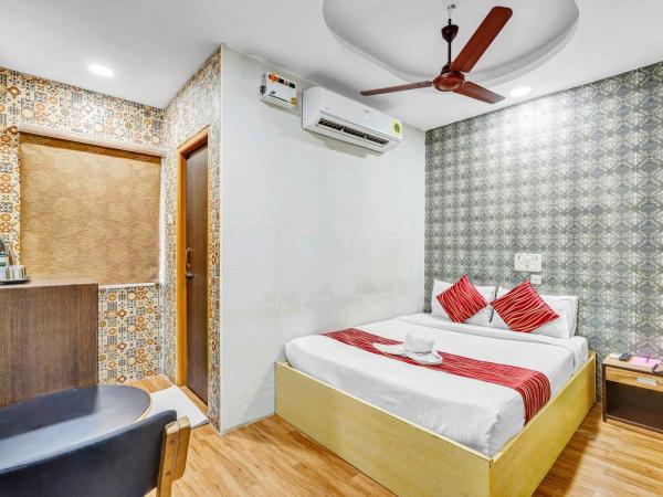 Season 4 Residences - Teynampet Near Apollo Hospital ,Balaji Dental, US Consulate : photo 4 de la chambre chambre double deluxe
