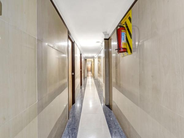 Season 4 Residences - Teynampet Near Apollo Hospital ,Balaji Dental, US Consulate : photo 2 de la chambre chambre double deluxe