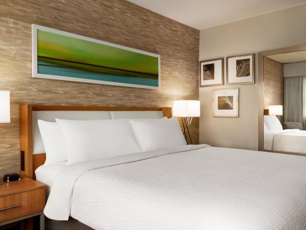 Holiday Inn Miami Beach-Oceanfront, an IHG Hotel : photo 7 de la chambre chambre lit king-size standard