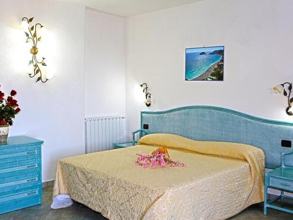 Punta Chiarito Resort : photo 6 de la chambre chambre double - bâtiment séparé
