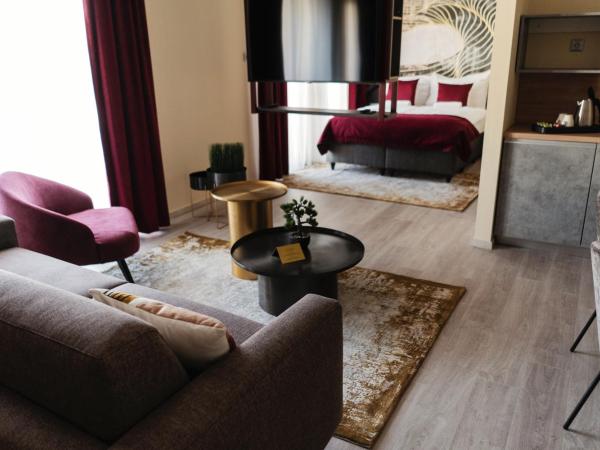 RIVA Boutique Hotel : photo 8 de la chambre chambre supérieure lit queen-size