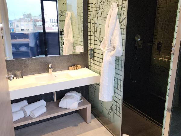 Negresco Princess 4* Sup : photo 4 de la chambre chambre supérieure avec terrasse