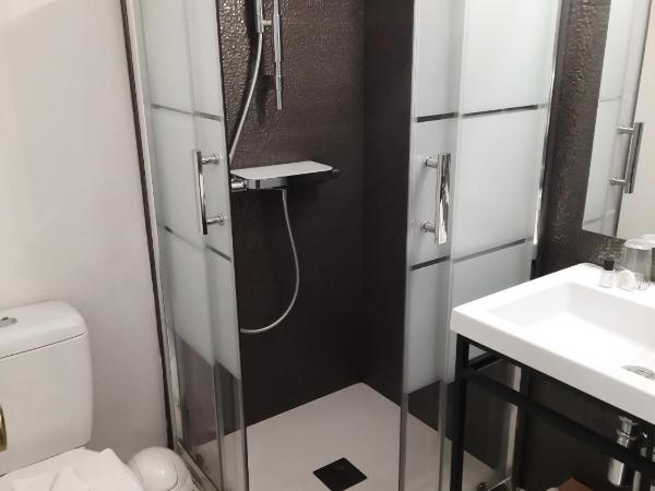 Hôtel de France : photo 5 de la chambre chambre simple supérieure