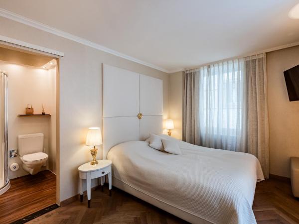 Hotel des Balances : photo 2 de la chambre chambre lit queen-size - vue sur ville (1 adulte)