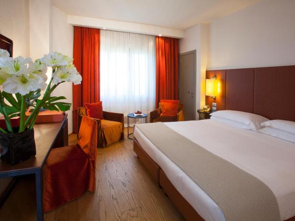 Starhotels Michelangelo Florence : photo 3 de la chambre chambre familiale (2 adultes et 2 enfants)
