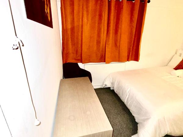 Luxurious Suite: Nottingham Room : photo 6 de la chambre chambre double