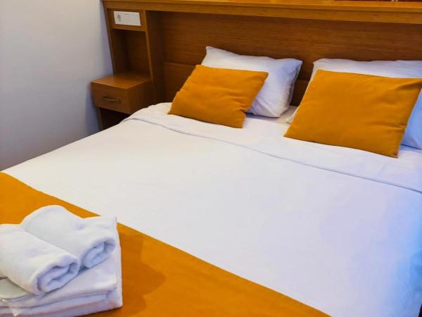 Lebon Hotel-Special Class : photo 4 de la chambre chambre deluxe