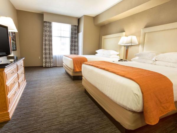 Drury Inn & Suites San Antonio North Stone Oak : photo 2 de la chambre suite avec 2 lits queen-size