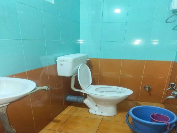 OYO SAI PALACE : photo 7 de la chambre chambre triple classique