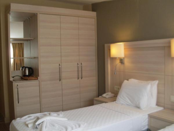 TURUNÇ BAY CONTİ BOUTIQUE HOTEL : photo 2 de la chambre chambre double Économique