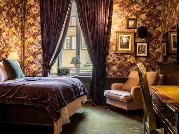 Hotel Pigalle : photo 1 de la chambre chambre double classique