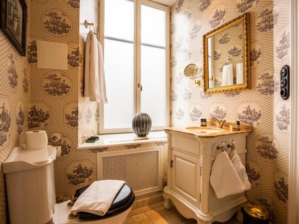 Hotel Pigalle : photo 1 de la chambre petite chambre double