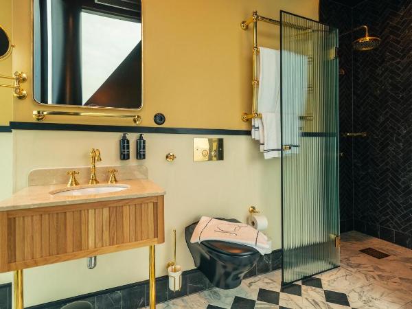 Jacyz : photo 4 de la chambre small double room - without window at jq (excluding pool club)