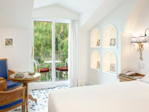 Grand Hotel Ambasciatori : photo 6 de la chambre chambre double ou lits jumeaux supérieure - vue sur jardin