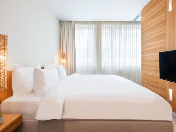 Lindner Hotel Berlin Ku'damm, part of JdV by Hyatt : photo 2 de la chambre suite junior