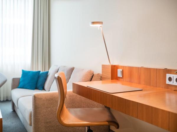 Lindner Hotel Berlin Ku'damm, part of JdV by Hyatt : photo 3 de la chambre suite junior