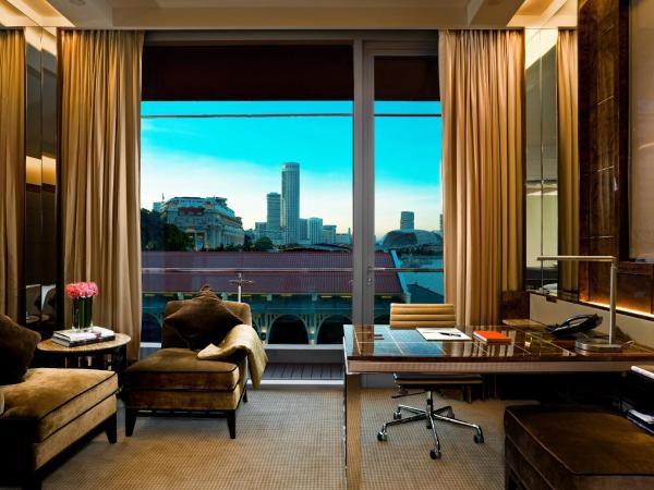 The Fullerton Bay Hotel Singapore : photo 3 de la chambre  chambre premier