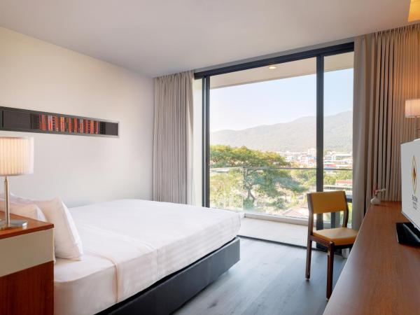 Eastin Tan Hotel Chiang Mai : photo 4 de la chambre chambre double - vue sur montagne